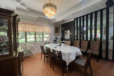 Bandar Tun Hussein Onn