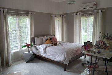 Bandar Tun Hussein Onn