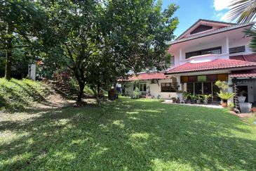 Bandar Tun Hussein Onn