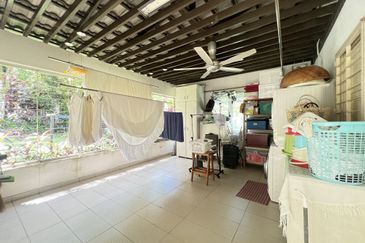 Bandar Tun Hussein Onn