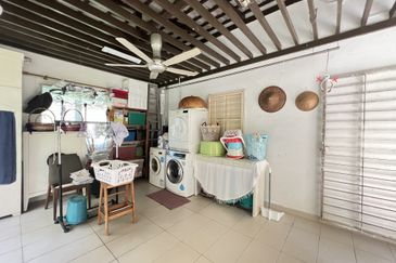 Bandar Tun Hussein Onn