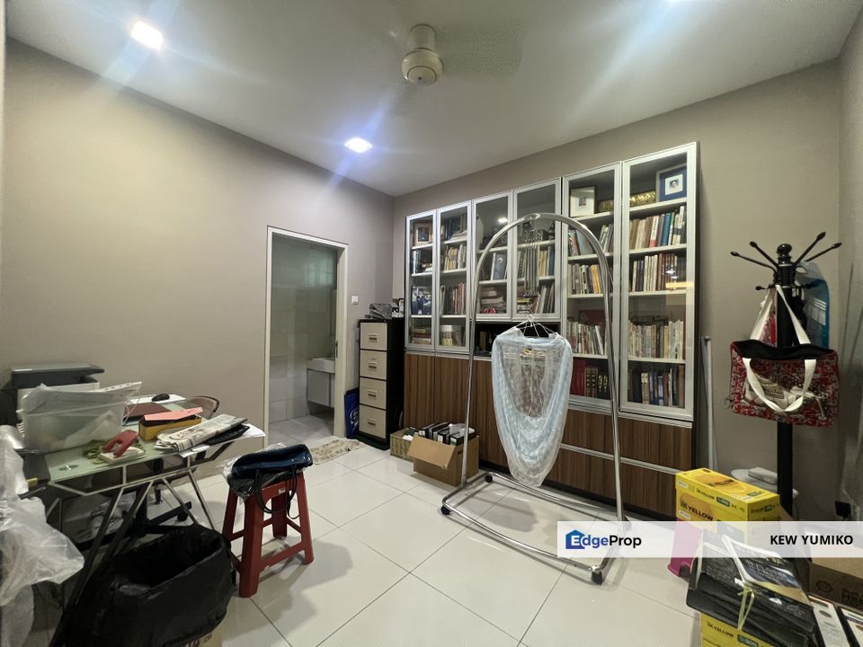 Good Condition 3 sty semi-D @ East Park 72, Bandar Mahkota Cheras, Selangor, Cheras South