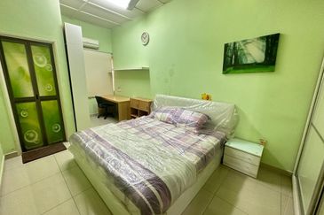 SL 6, Bandar Sungai Long