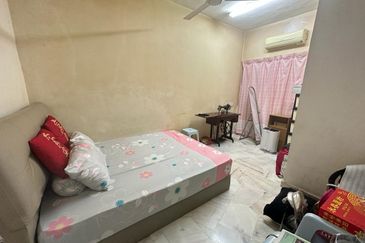 SL 6, Bandar Sungai Long