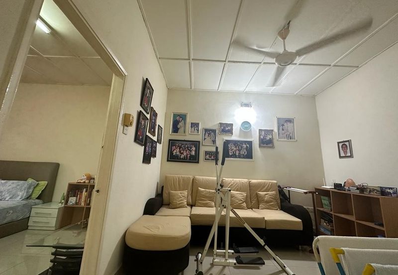 SL 6, Bandar Sungai Long