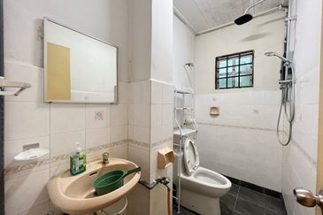 Bandar Tun Hussein Onn