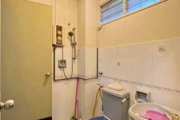 Bandar Tun Hussein Onn