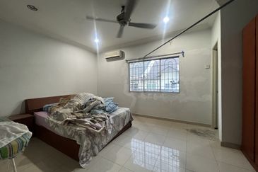 Bandar Tun Hussein Onn