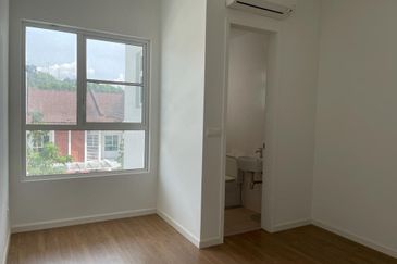 Residensi Emerald Damai (Emerald Hills)