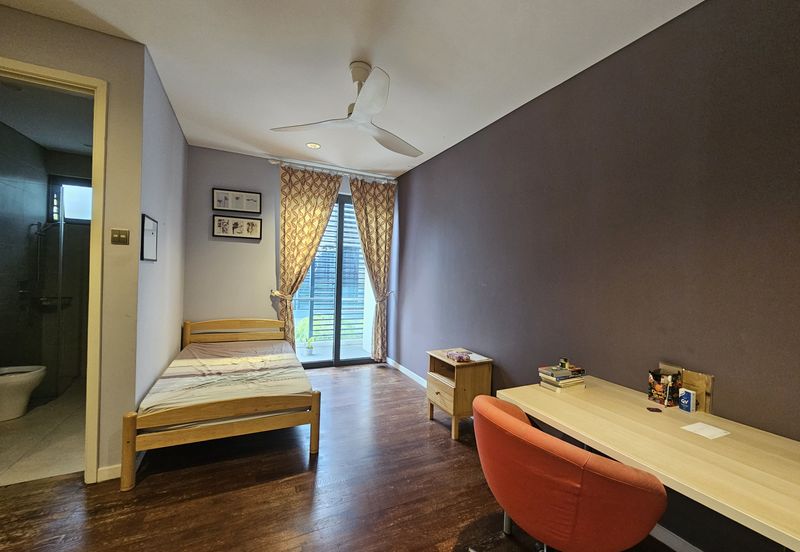 The Grove @ Lake Fields