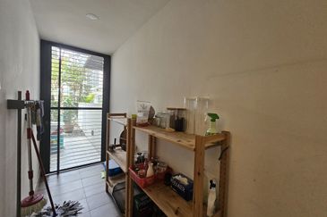 The Grove @ Lake Fields