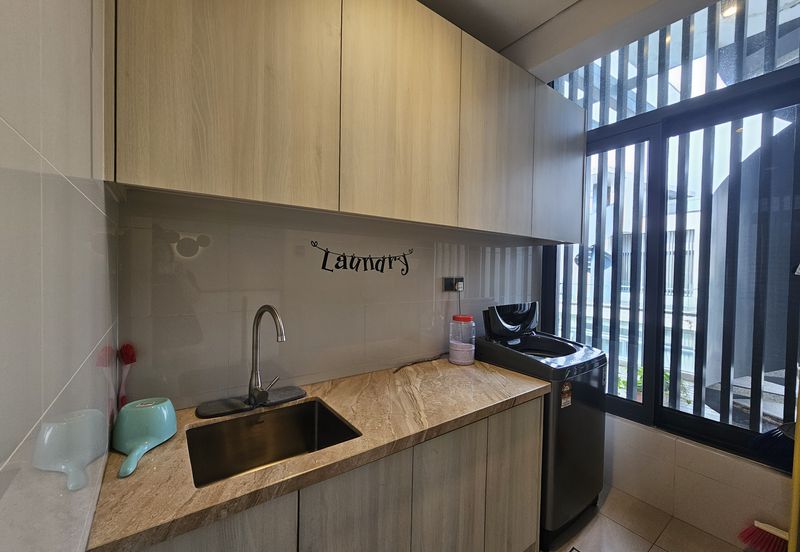 The Grove @ Lake Fields