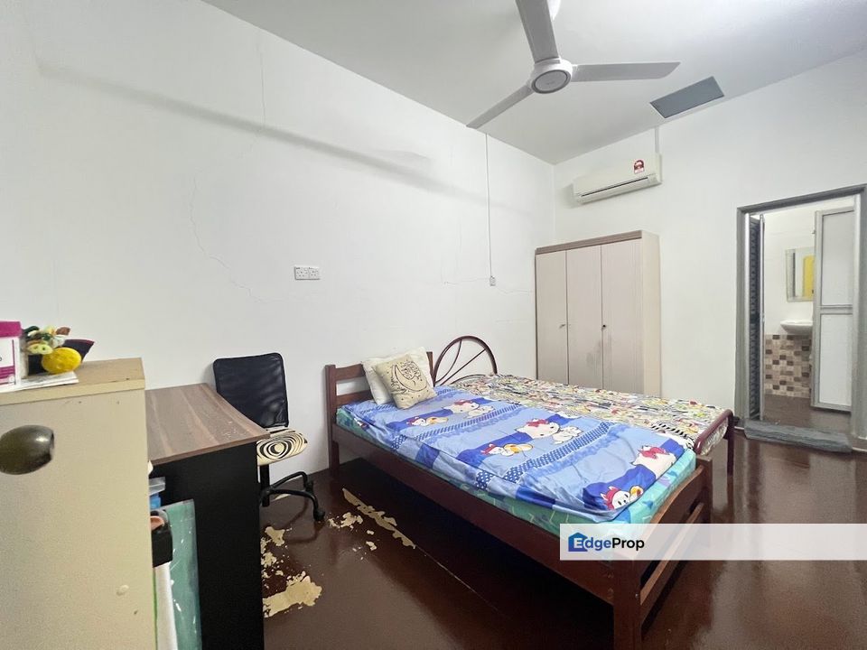 1sty semi-D Freehold 4r3b, Selangor, Batu 9th Cheras