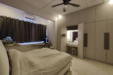 SL 6, Bandar Sungai Long