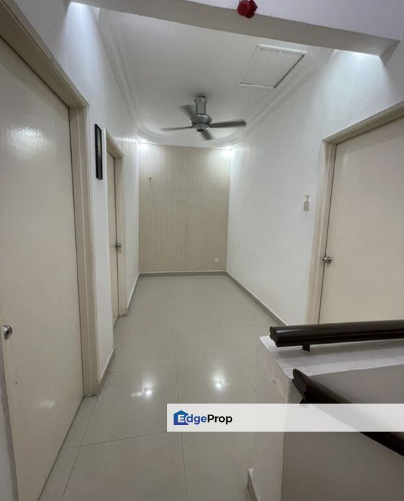 Freehold Renovated Good condition , Selangor, Bandar Damai Perdana