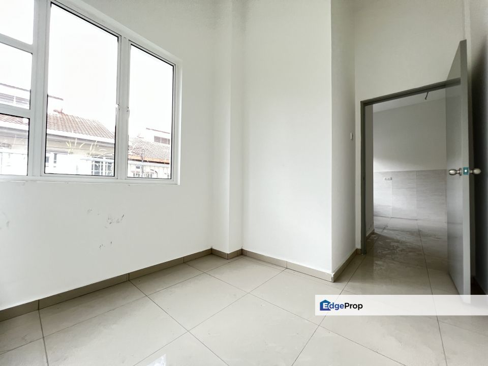 Brand new 3sty semi-D Basic condition , Selangor, Cheras South