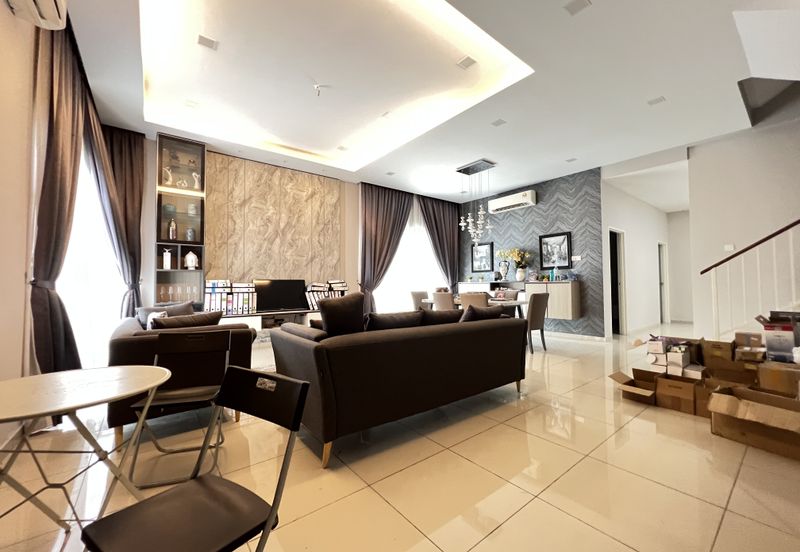 Taman Pinggiran Mahkota