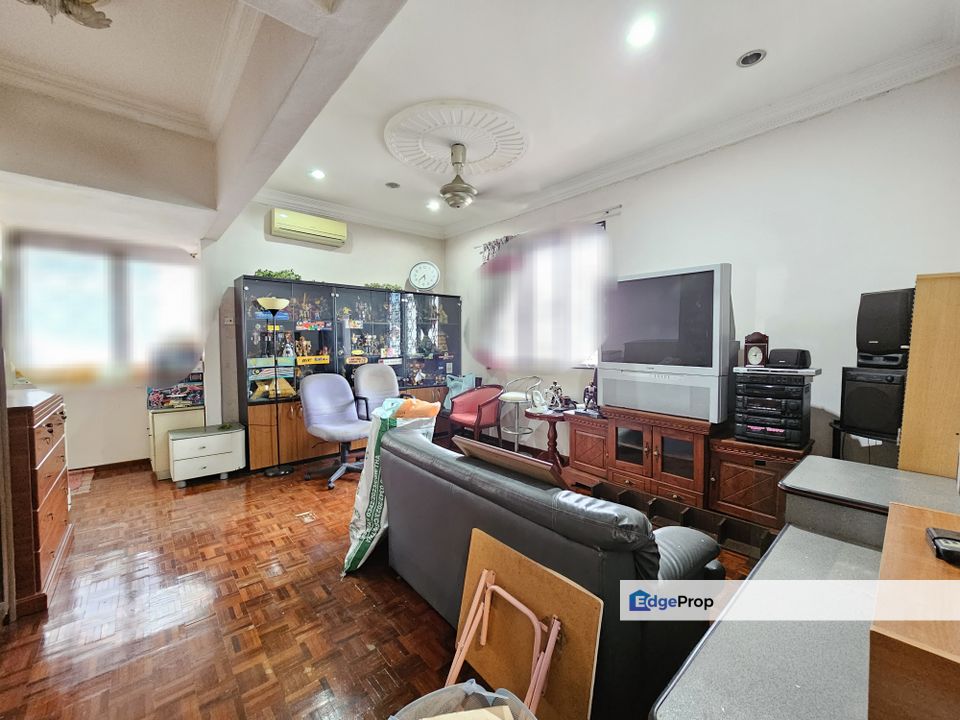 Low density Limited semi-D Nice renovated, Kuala Lumpur, Cheras