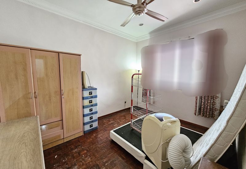 Taman Taynton (Taynton View)