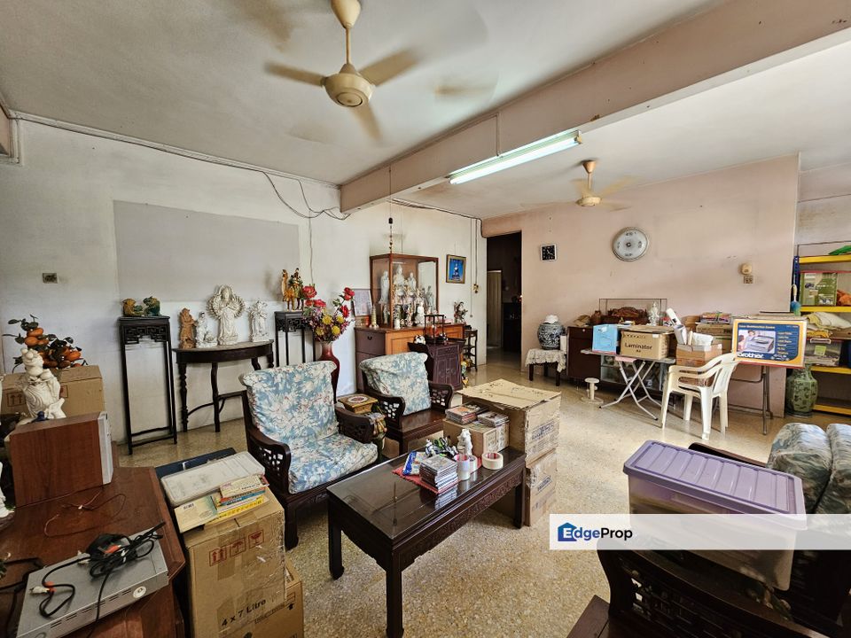 Bungalow with big land. Can convert , Kuala Lumpur, Cheras