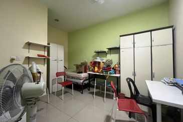 Taman Taynton (Taynton View)