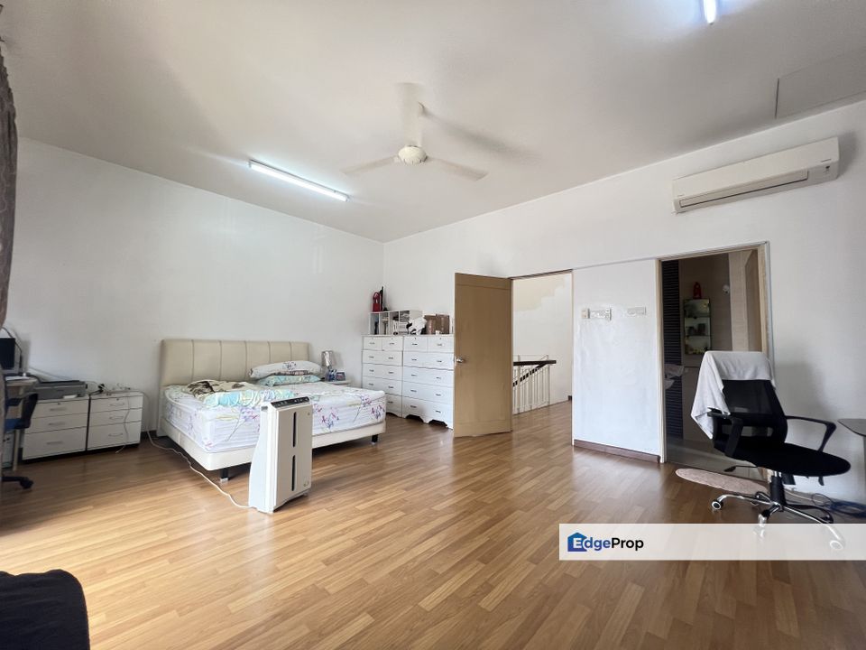 3sty superlink, endlot with land,freehold, Kuala Lumpur, Bukit Jalil