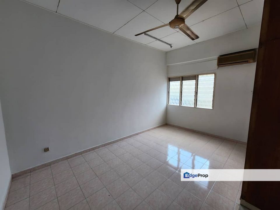 2sty terrace,prime location,4room, Kuala Lumpur, Cheras