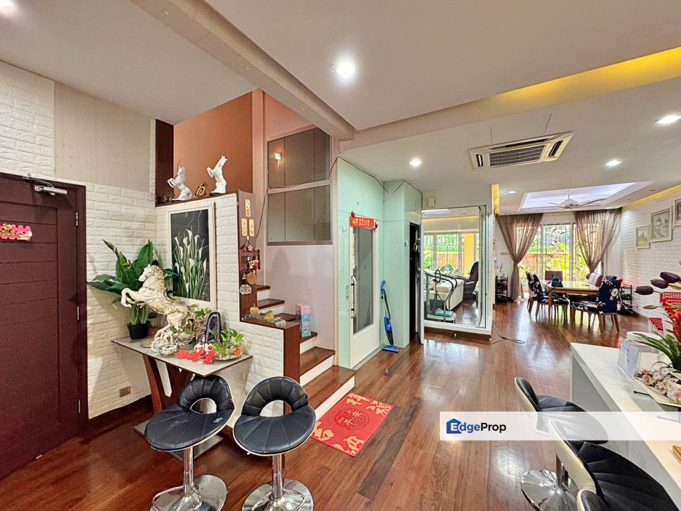 3sty superlink,limited,facing golf view, Kuala Lumpur, Bukit Jalil