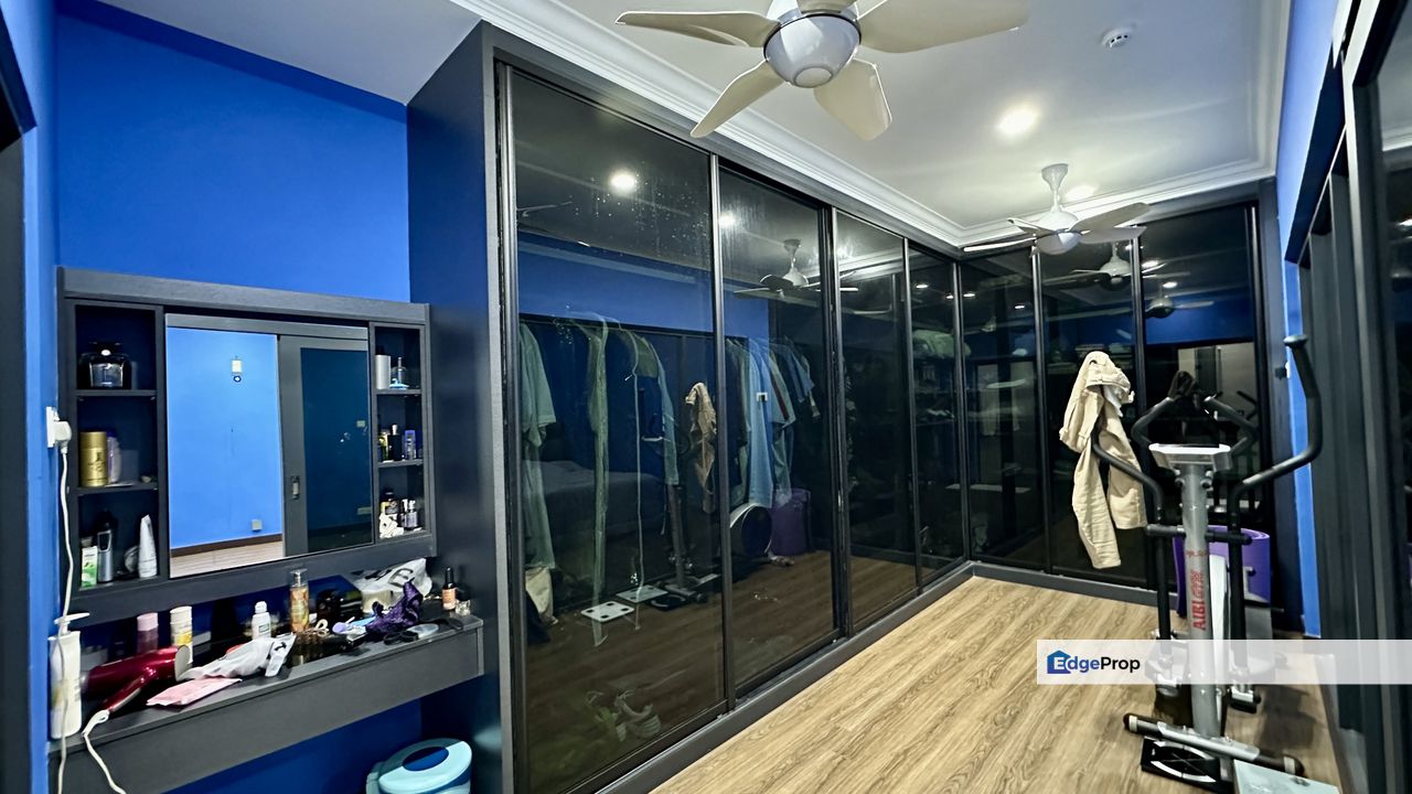 3sty terrace,renoavted,extended, Kuala Lumpur, Damansara