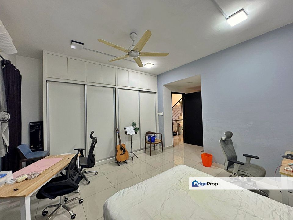 3sty superlink,low density,freehold, Kuala Lumpur, Bukit Jalil