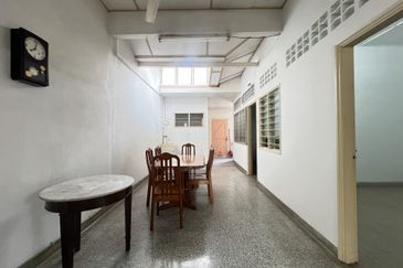 Happy Garden (Taman Gembira)