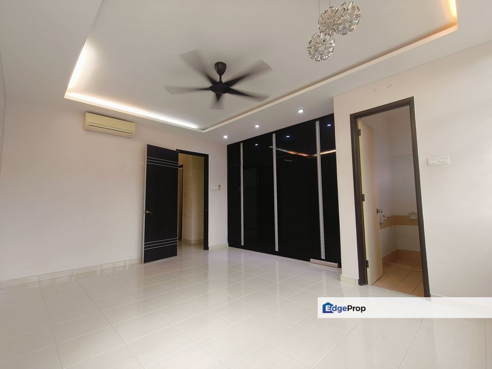 Super Cheap,Endlot with land,well maintained , Selangor, Ampang