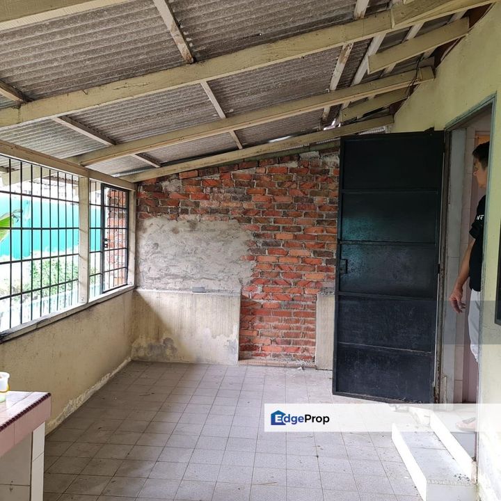 2sty,well maintained,freehold,gated guarded, Kuala Lumpur, Cheras