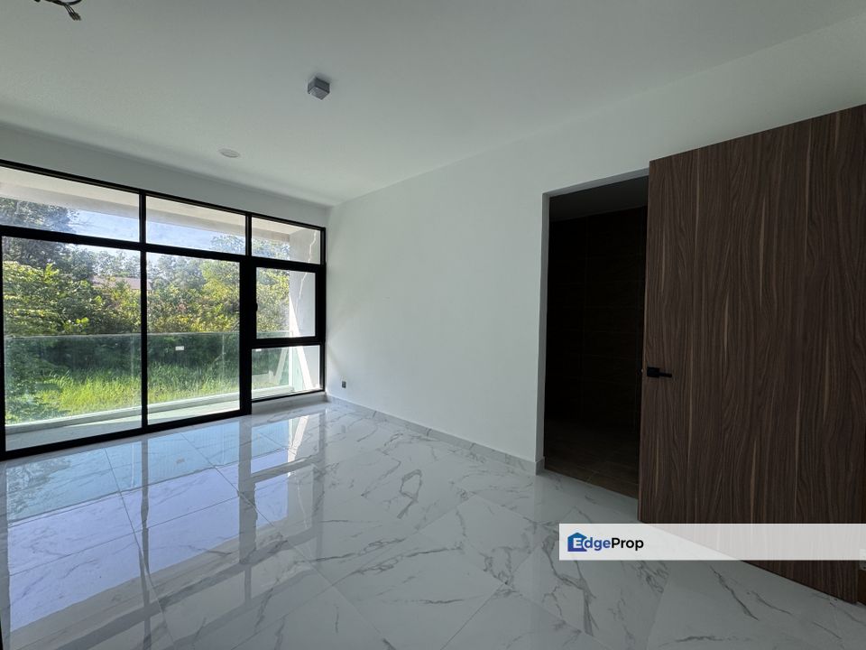 3 storey bungalow,brand new,gated guarded, Selangor, Cheras