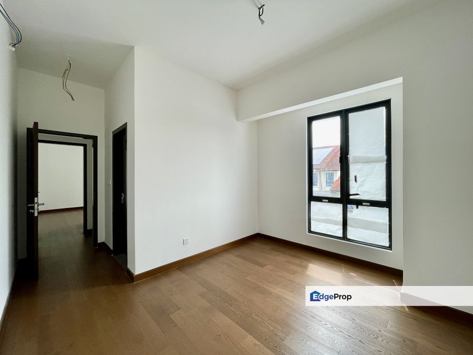 2sty semi-D,brand new,gated guarded, Selangor, Puchong