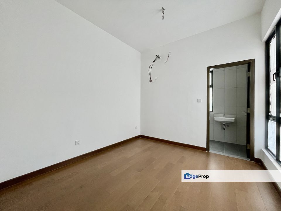 2sty semi-D,brand new,gated guarded, Selangor, Puchong