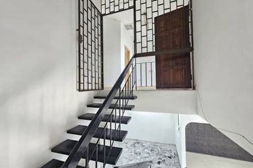 Limited,2sty terrace,well maintained,renovated