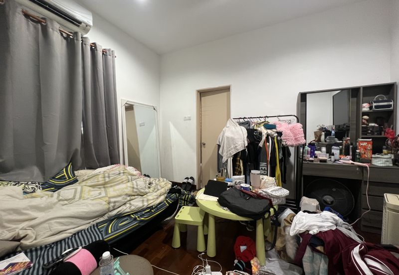 3 sty semi-D @ Laville , Cheras Selatan