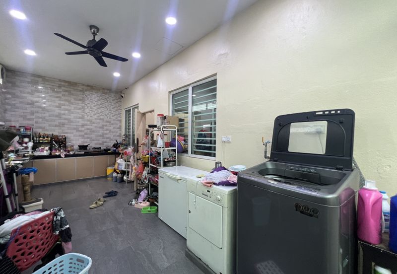 3 sty semi-D @ Laville , Cheras Selatan