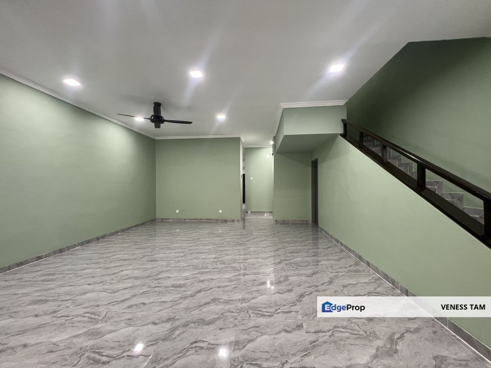 Double storey superlink @ Damai Jasa , Alam Damai, Kuala Lumpur, Cheras