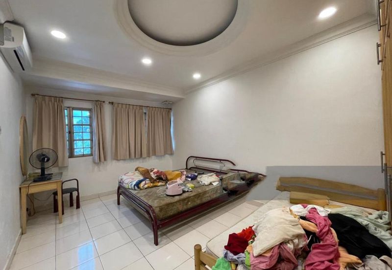 Happy Garden (Taman Gembira)