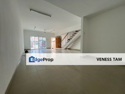 3 Storey Intermediate Terrace House Bukit Segar Jaya 2, Selangor, Cheras