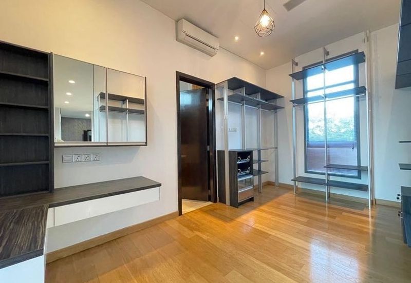 The Residence, Mont Kiara