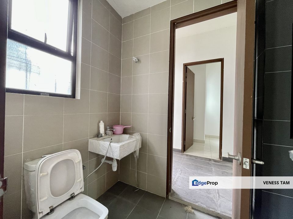 2 Storey Semi-D @ Anggun Residence Bandar Kinrara 8, Selangor, Bandar Kinrara Puchong