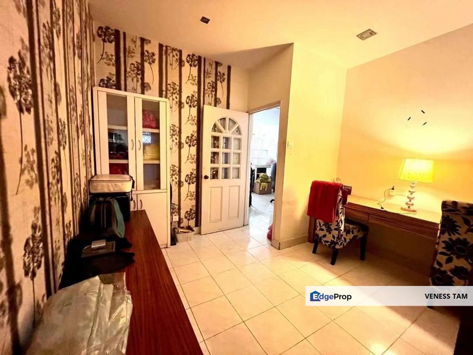 Limited 2 Sty Endlot Terrace House @ Happy Garden For Sale, Kuala Lumpur, Kuchai Lama