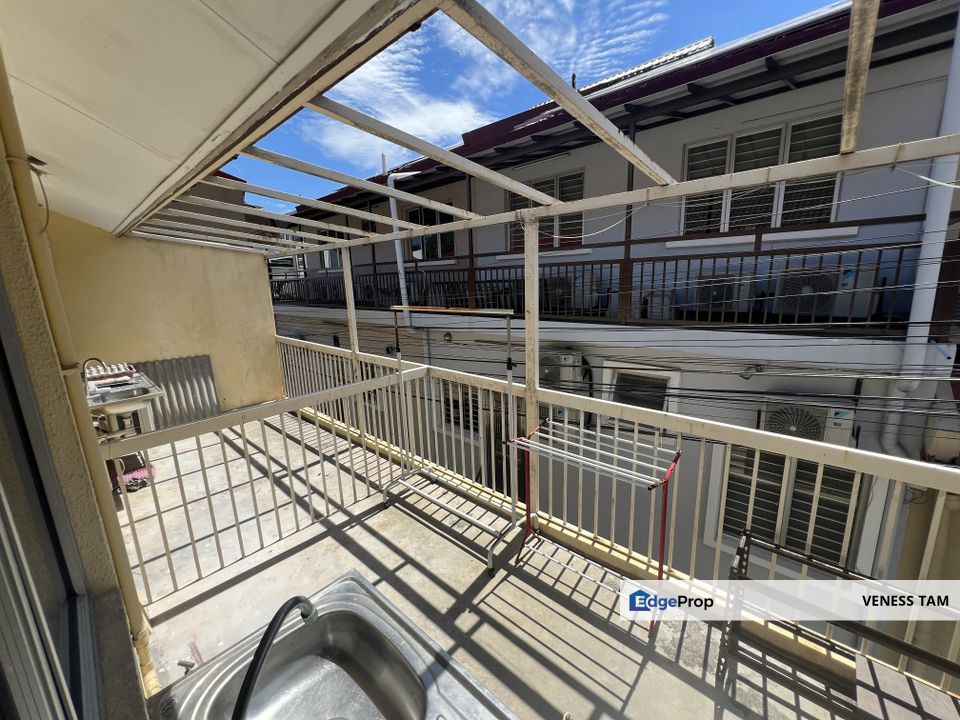 Happy Garden superlink (advertise as happy garden), Kuala Lumpur, Kuchai Lama