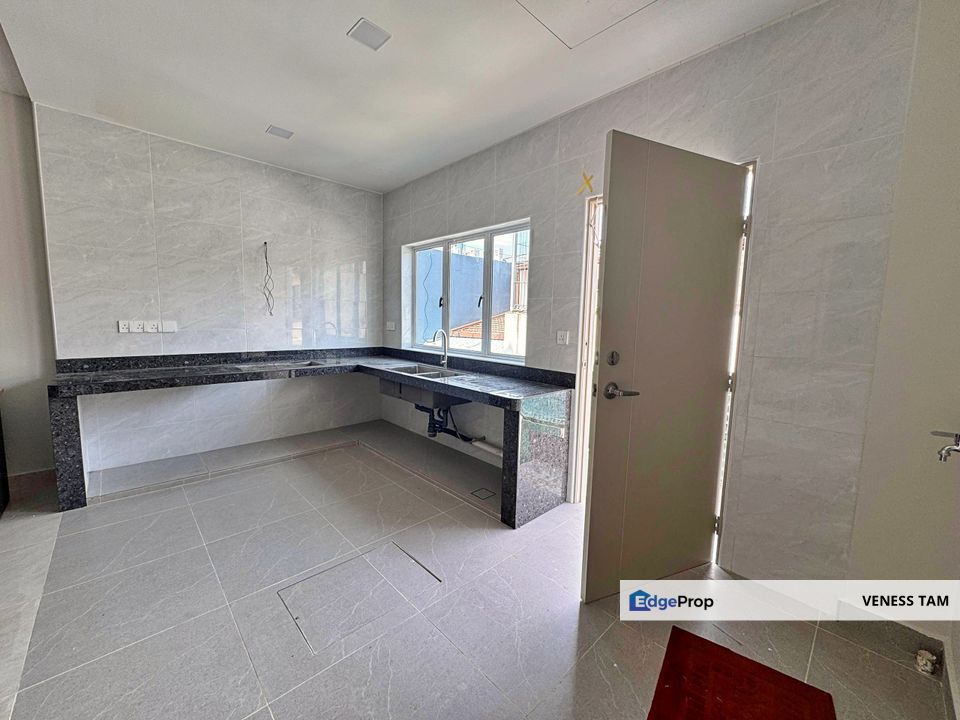 Newly Build 2 Sty Terrace @ Sri Petaling , Kuala Lumpur, Bukit Jalil