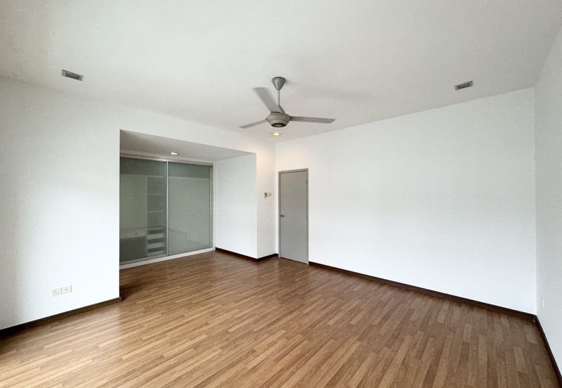 3 storey superlink,seri jalil,low density