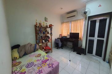 Taman Bukit Anggerik