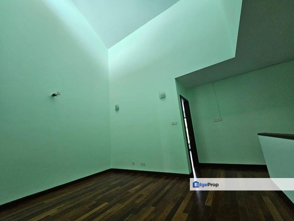 2sty terrace,well maintained,solar panel installed, Selangor, Puchong